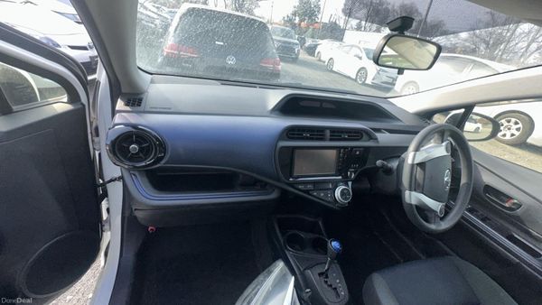 Toyota Aqua 2015 Hybrid 383867438