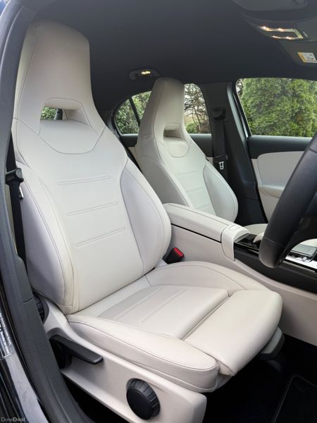 Now Reserved! 191 Mercedes-Benz A200 Auto 383877112