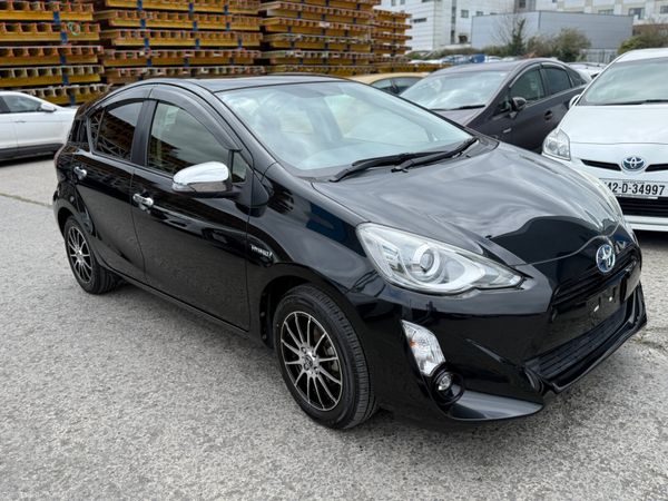 2015 Toyota Aqua hybrid Automatic 383883936