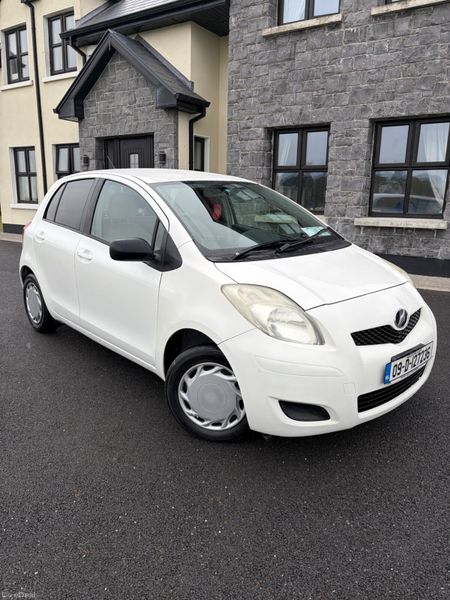 Toyota Vitz 2009 383884180