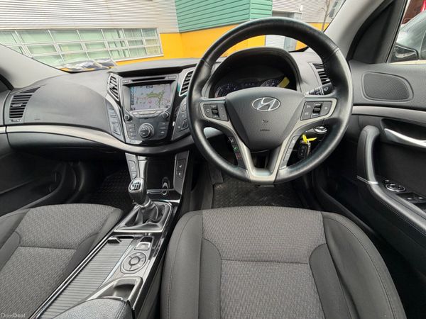 Hyundai i40 1.7 CRDI High Spec 383898406