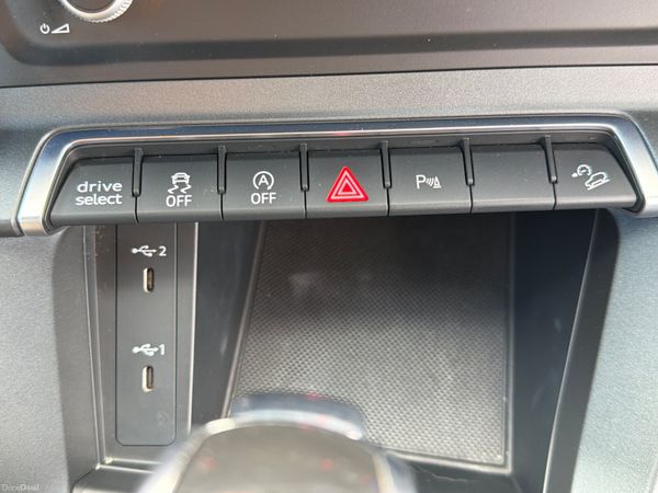 Audi Q3 2021 S-Line TDI 35 150 HP 383803722