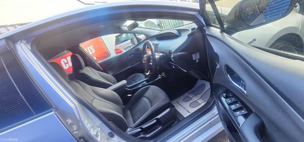 Toyota prius Hybrid 383804264