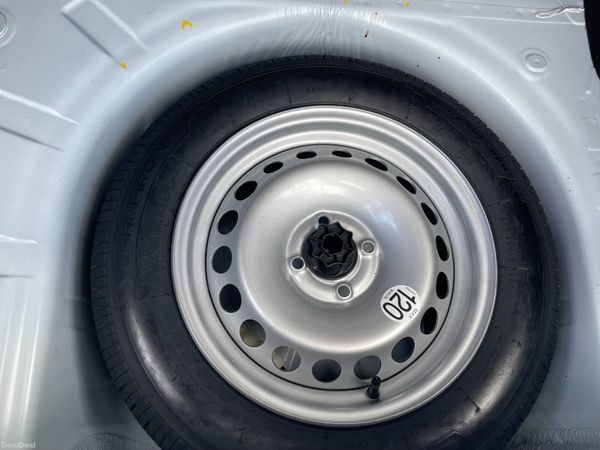 191 Dacia Sandero.. Low KMS.. Serviced.. Warranty 383813008