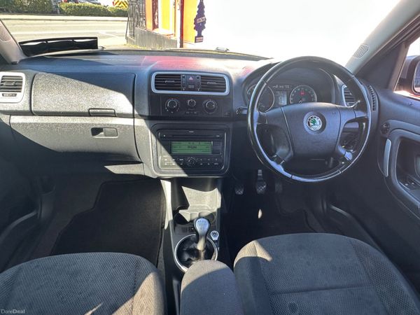 Skoda Roomster 1.2 Petrol NCT TAX ALLOY WHEELS 383824108