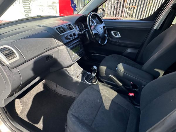 Skoda Roomster 1.2 Petrol NCT TAX ALLOY WHEELS 383824136