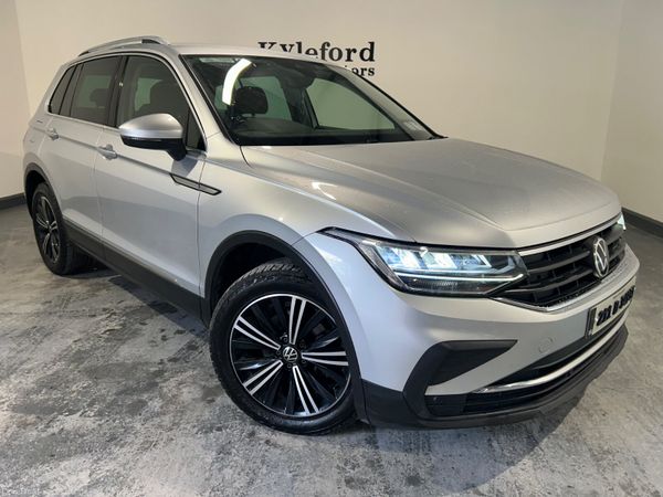 Volkswagen Tiguan 2021 383834302