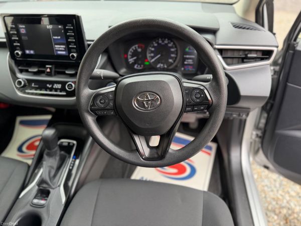 Toyota Corolla 2020/08 383949488