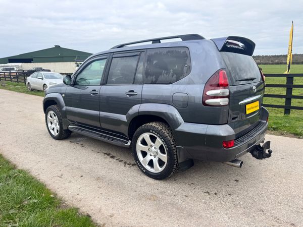 08 Toyota Land Cruiser LC5 on Air 165k****** 383965044