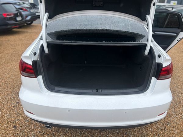 Audi A3 SE 383983822