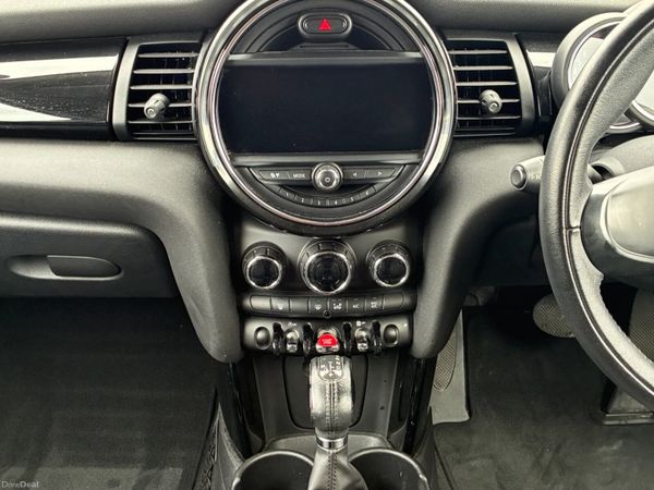 Mini Cooper *Automatic* 383985534