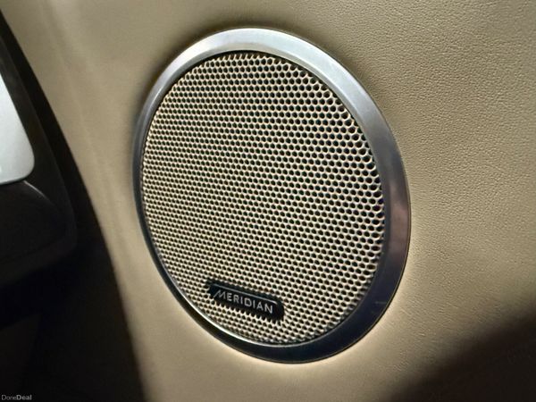 151 Land Rover Range Rover Vogue 3Ltr D *Low Klms* 383996458