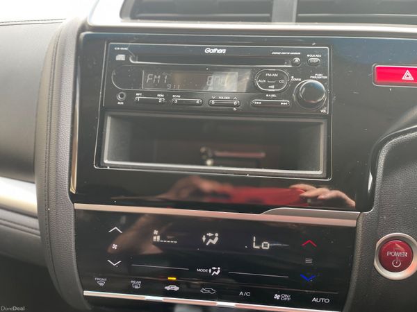 Honda Fit 2015 Hybrid Automatic 383900862