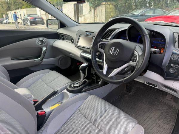 11 Honda CRZ 1.5 Hybrid 383907320