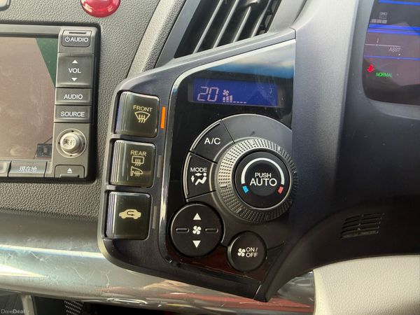 11 Honda CRZ 1.5 Hybrid 383907326