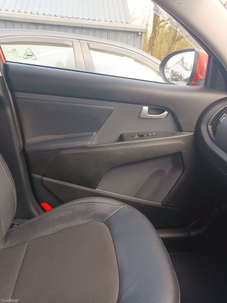 Kia Sportage 2014 383919100