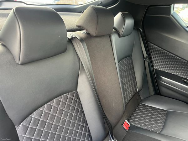 TOYOTA C-HR 2019, 1.8 HYBRID AUTO LOW KM HIGH SPEC 383920780