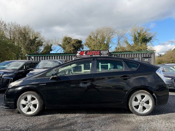 15 Toyota Prius Hybrid 383923402