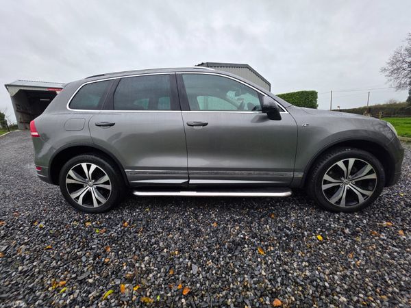 Volkswagen Touareg 2014 3.0 TDI Rline V6 Low kms 384049950