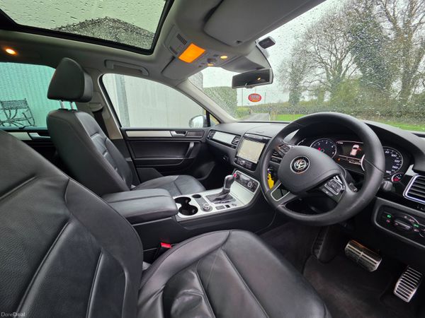 Volkswagen Touareg 2014 3.0 TDI Rline V6 Low kms 384049954