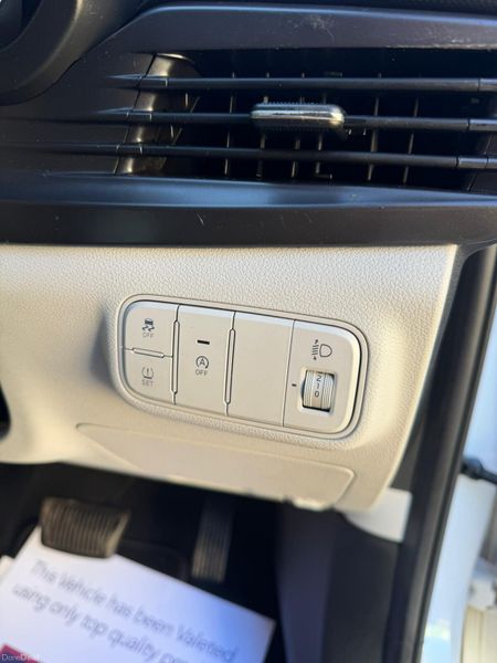 Hyundai i20 2022 AUTOMATIC DELUXE 1.0T 384062278