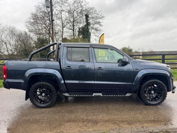 172 Volkswagen Amarok Black Ed BARGAIN***** 384068978