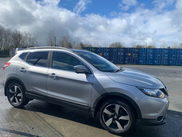 Nissan Qashqai 1.2  Nconnecta Automatic Petrol 384090548