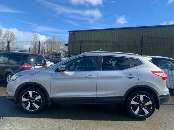 Nissan Qashqai 1.2  Nconnecta Automatic Petrol 384090550