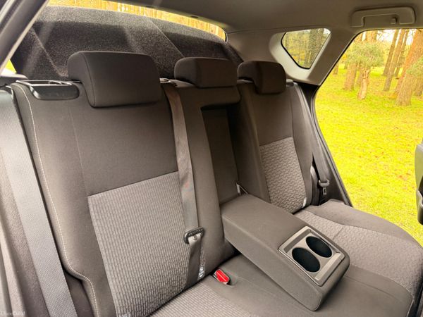 Toyota Auris 2015 1.4 Diesel 384095736