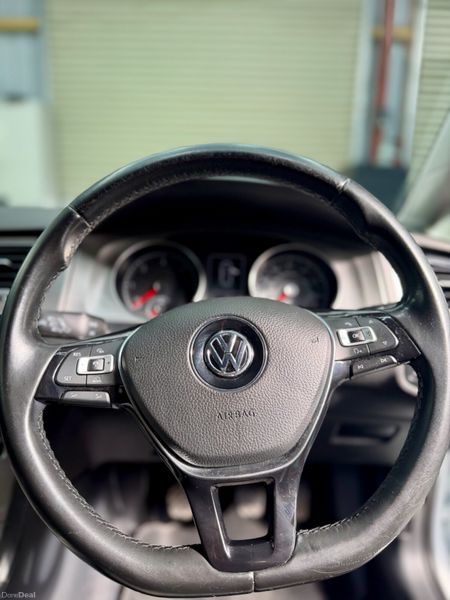 Volkswagen Golf 2015 (152) - Diesel + Manual 384146278