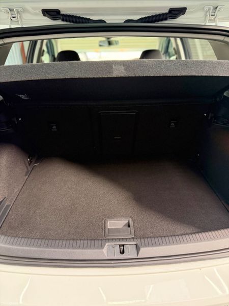 Volkswagen Golf 2015 (152) - Diesel + Manual 384146284