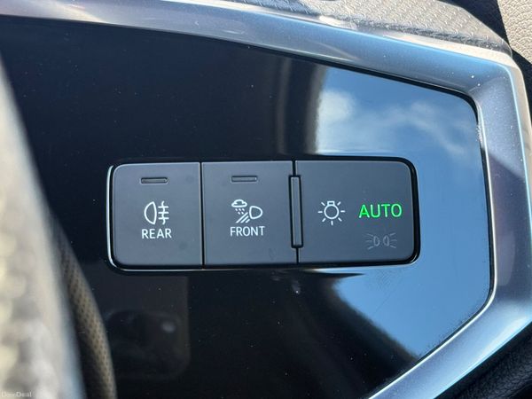 Stunning 201 Audi Q3 S-Line Auto! 384149288