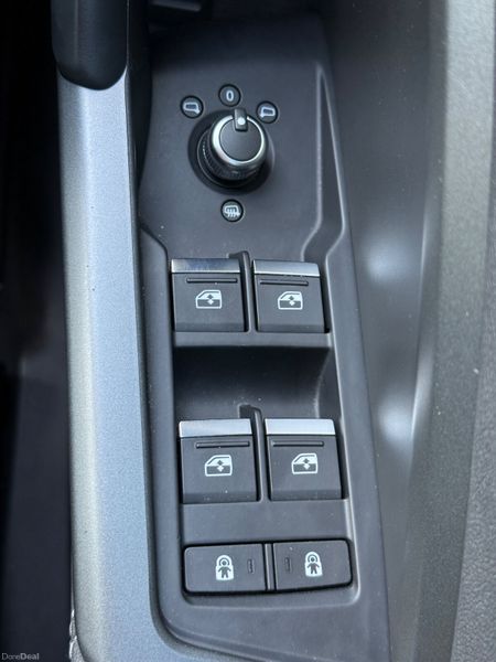 Stunning 201 Audi Q3 S-Line Auto! 384149292