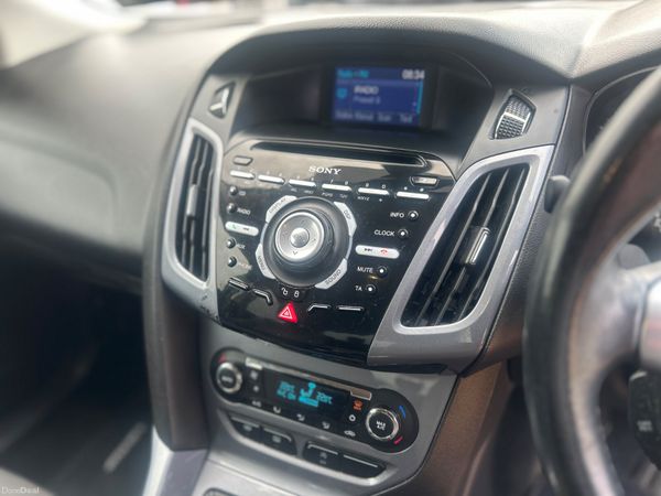 Ford Focus titanium 384163672