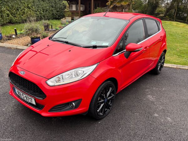 2016 Ford Fiesta 1.25 Zetec 384169208
