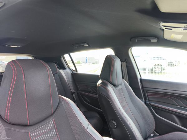 Peugeot 308 1.6 BLUE HDI 120bhp GT Line 384171642