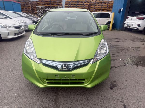 2012 Honda Fit Hybrid automatic 384181616