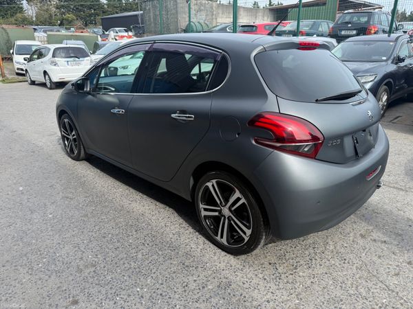 2016 Pegeout 208 GT Line Automatic 1.2 384181940