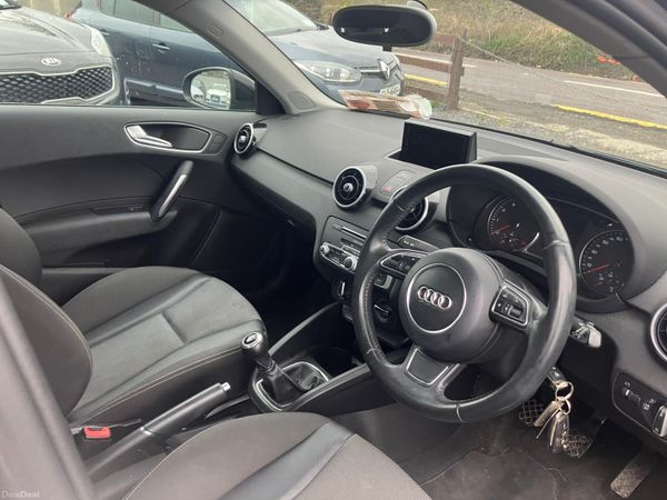 Audi A1 S-Line 384182394