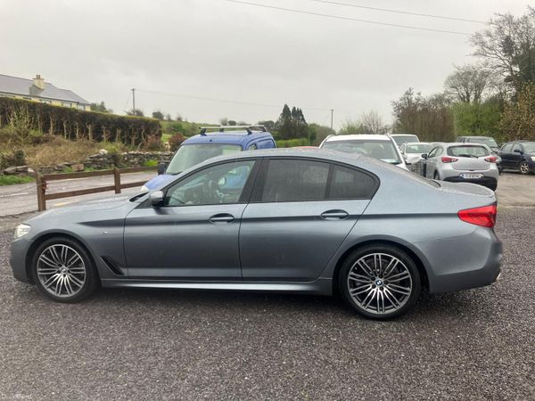 BMW 5-Series 2020 384188728