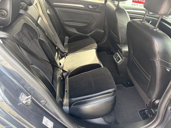 2018 Renault Megane Tourer 384193412