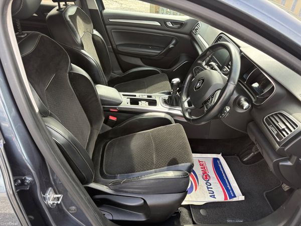 2018 Renault Megane Tourer 384193414