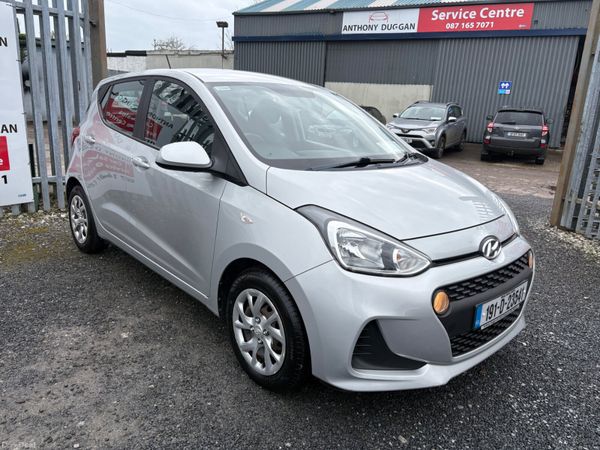 2019 Hyundai i10 Deluxe 384193662