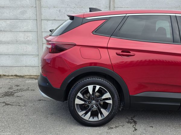 Opel Grandland X SRi 1.2i 130PS 6 Speed NCT 07/27 384100750