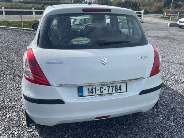 Suzuki Swift 2014 384108974