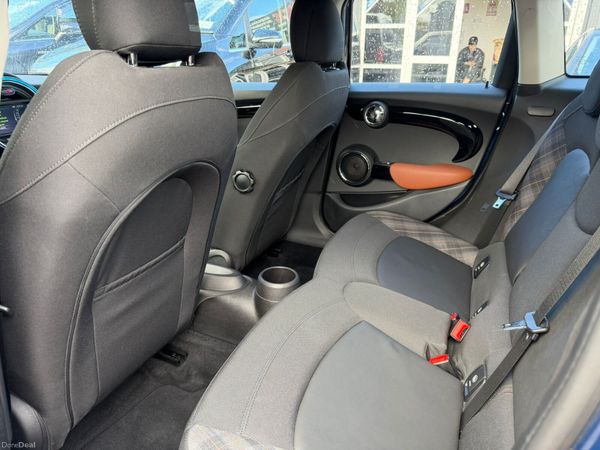 16 Mini Cooper 1.5 Petrol 384116610