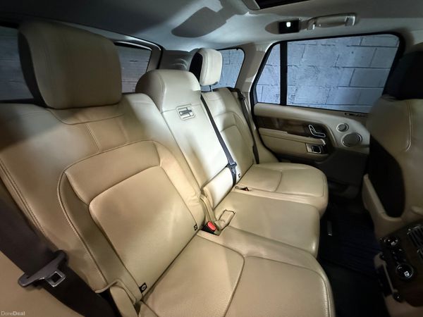 181 Land Rover Range Rover Vogue HSE 3Ltr D 384129954