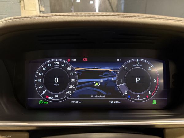 181 Land Rover Range Rover Vogue HSE 3Ltr D 384130140