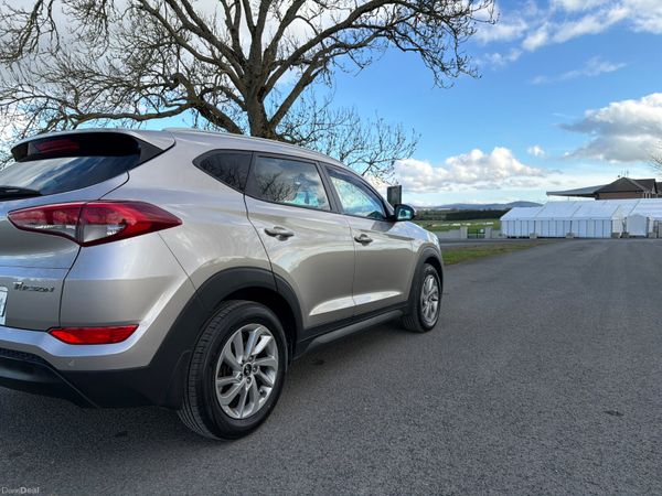 Hyundai Tucson 2016 EXECUTIVE 384134696