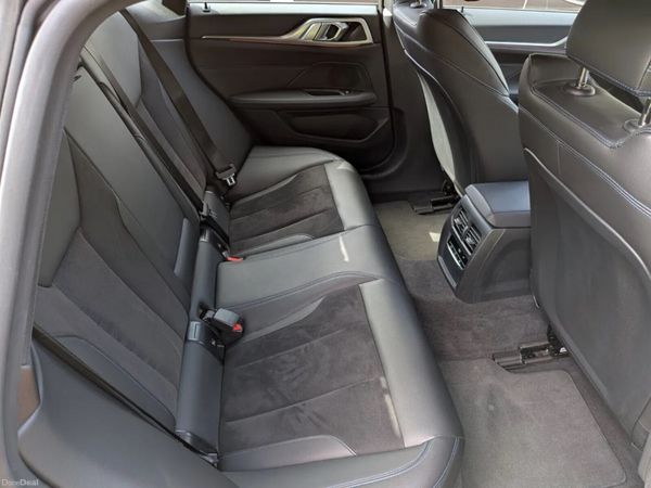 2022 BMW i4 M-Sport Fully Electric 384287410